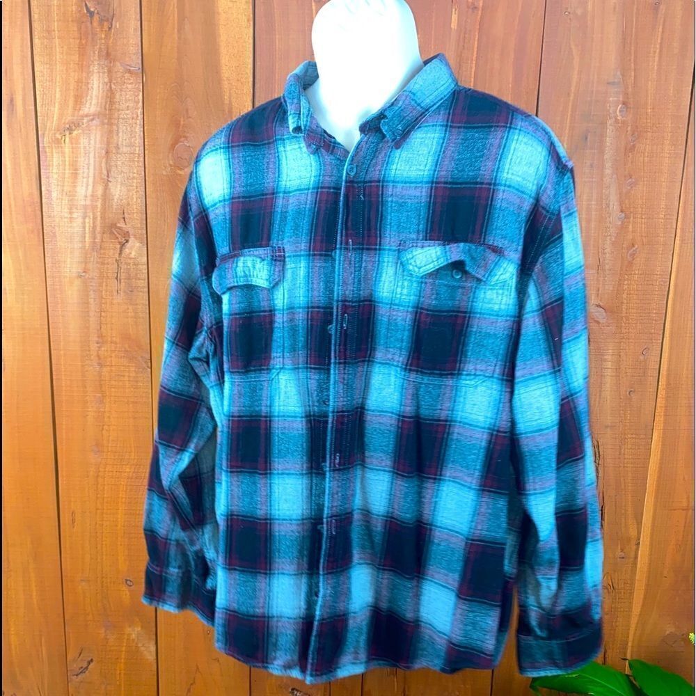 Mens long sleeve shirt sized 2XL by Faded Glory